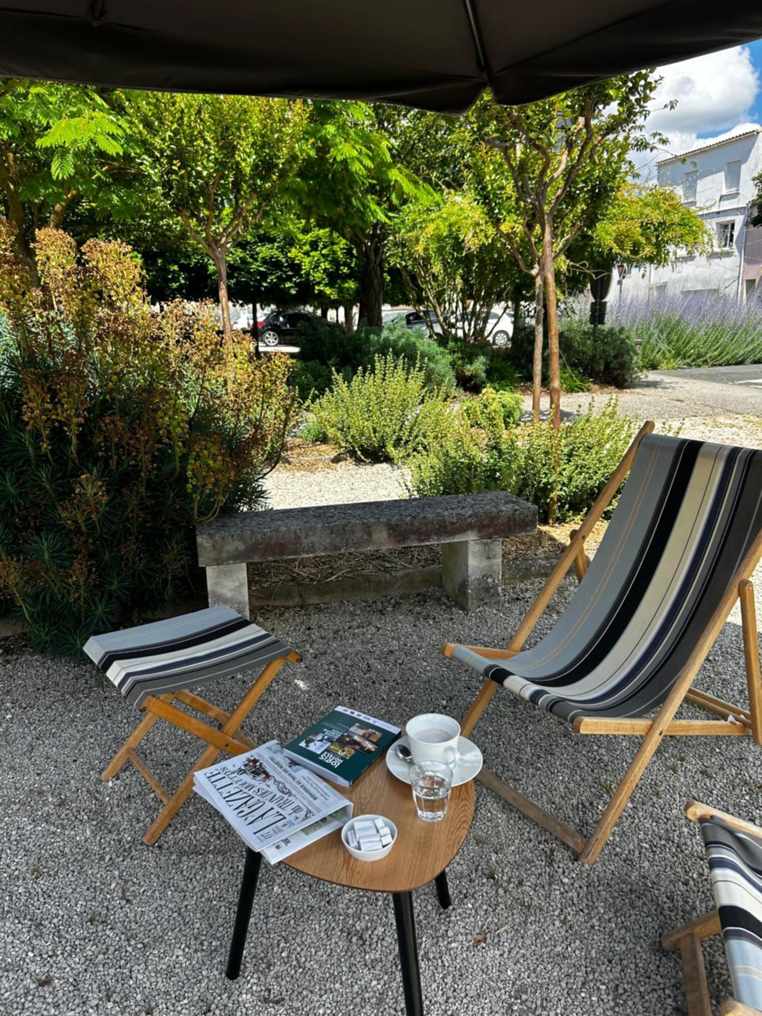 Logis Hotel Le Richelieu - Royan Atlantique Saujon Exterior photo